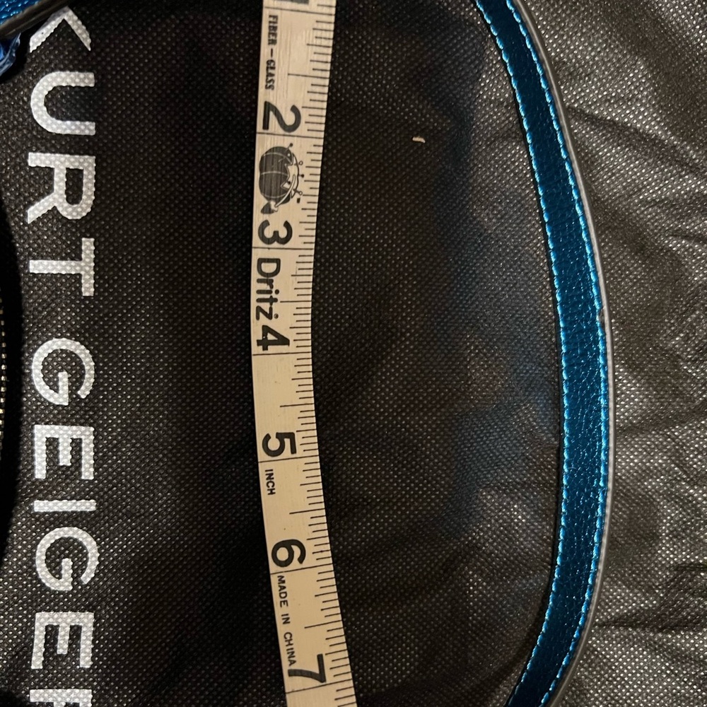 Kurt Geiger Crystal Purse with Heart NEVER USED - Picture 12 of 13